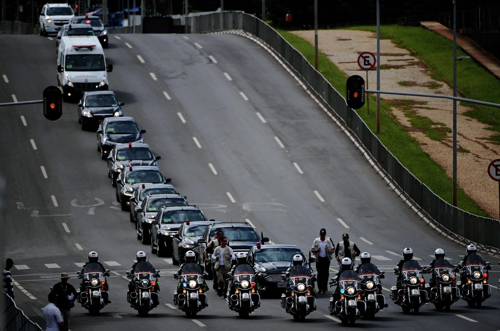 Carro fechado e carro aberto foram testados por medida de precau&ccedil;&atilde;o