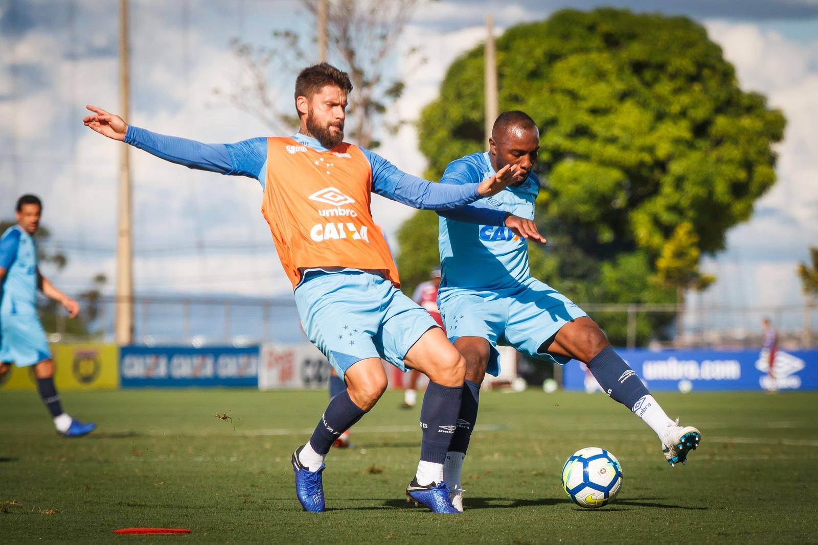 Inter volta as aten&ccedil;&otilde;es para Rafael S&oacute;bis