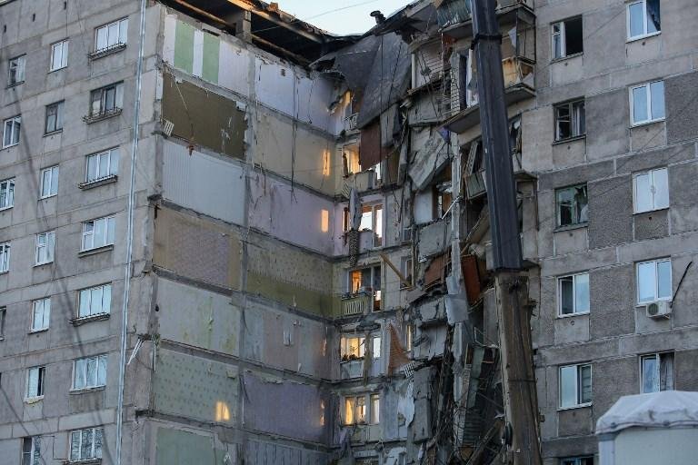 Explos&atilde;o destruiu completamente 35 apartamentos e danificou outros dez