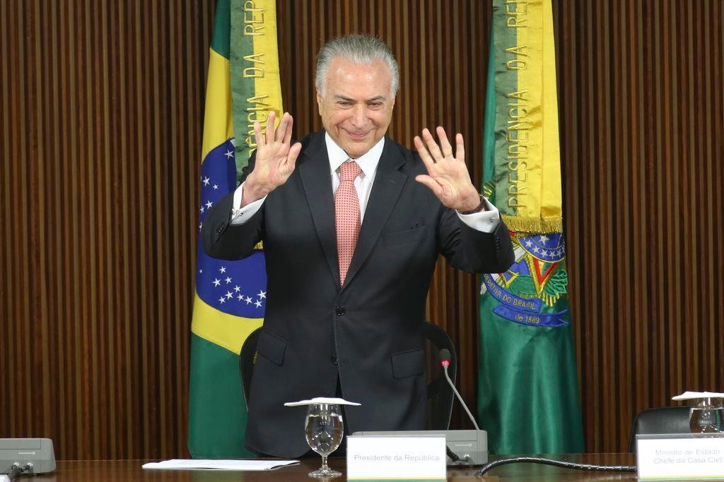 Ap&oacute;s deixar o cargo, Temer ainda ter&aacute; direito a quatro seguran&ccedil;as e dois carros oficiais, com motoristas