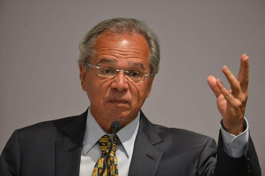 Equipe tem admitido possibilidades sobre o aproveitamento de itens do texto levado ao Legislativo pelo governo Temer
