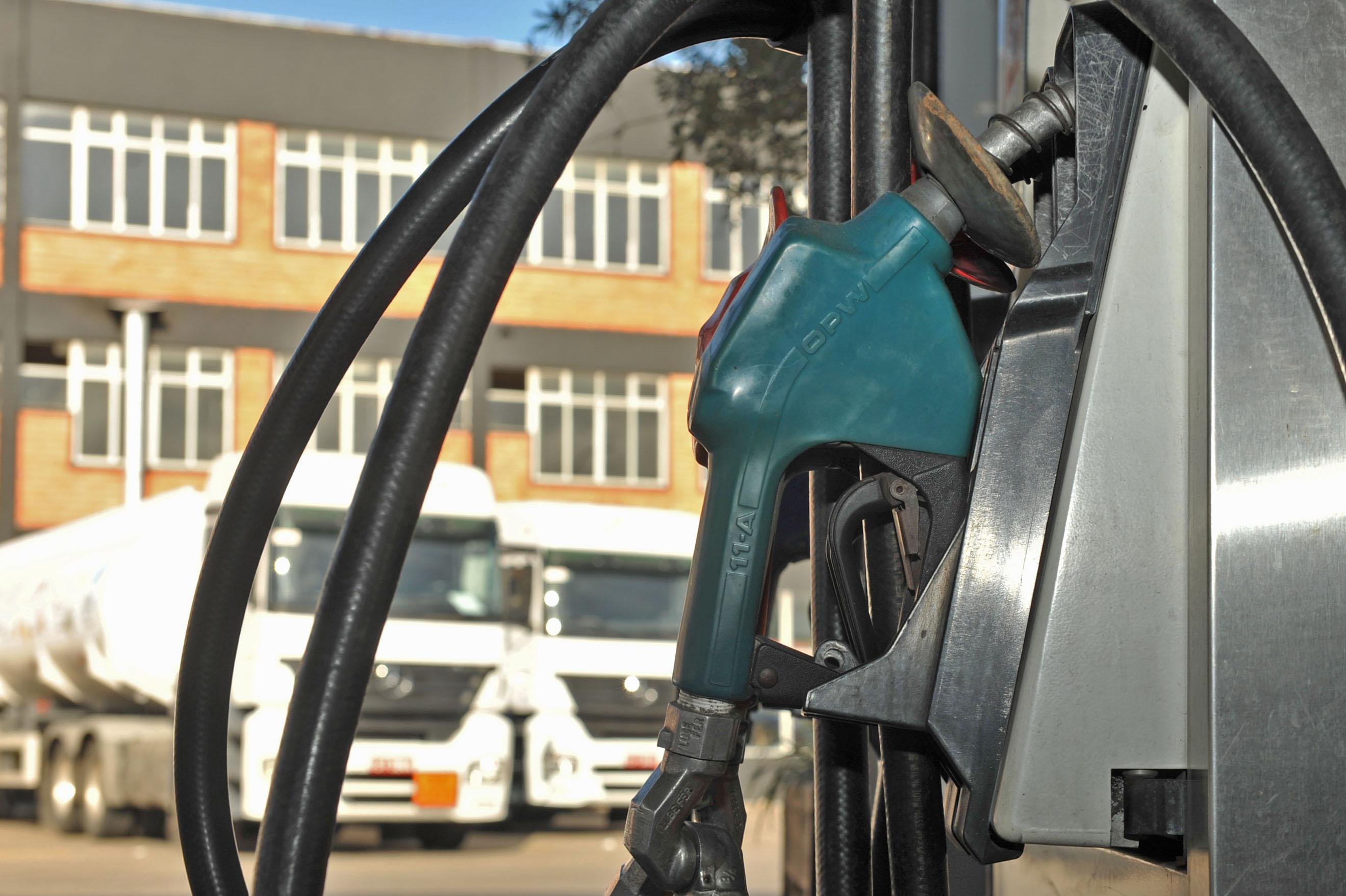 Valor do litro da gasolina foi reduzido pela Petrobras