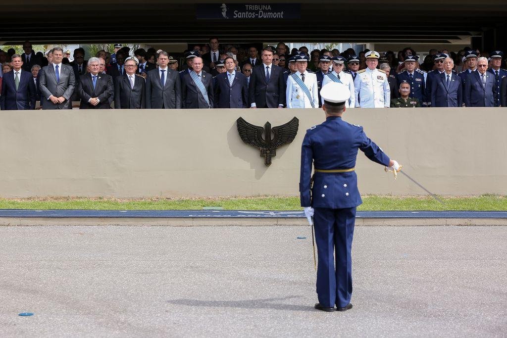 Presidente Jair Bolsonaro participa da solenidade de passagem de Comando da Aeron&aacute;utica