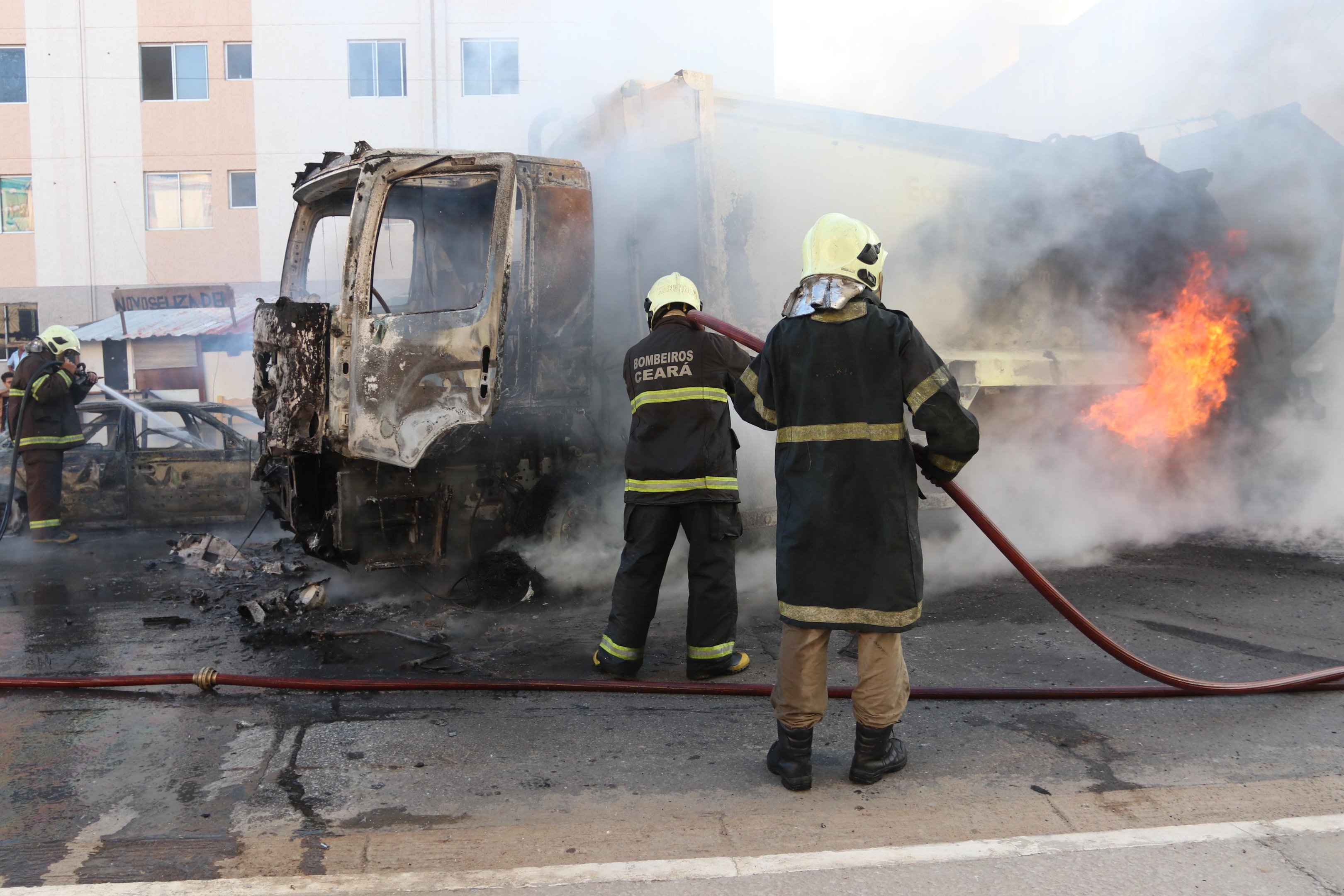 &Eacute; o 7&deg; dia consecutivo da onda de viol&ecirc;ncia que atinge o estado