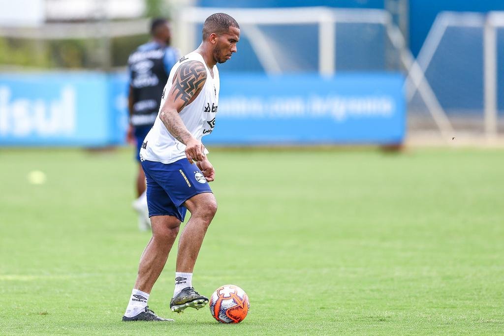 Jael e Andr&eacute; ter&atilde;o mais um concorrente em 2019