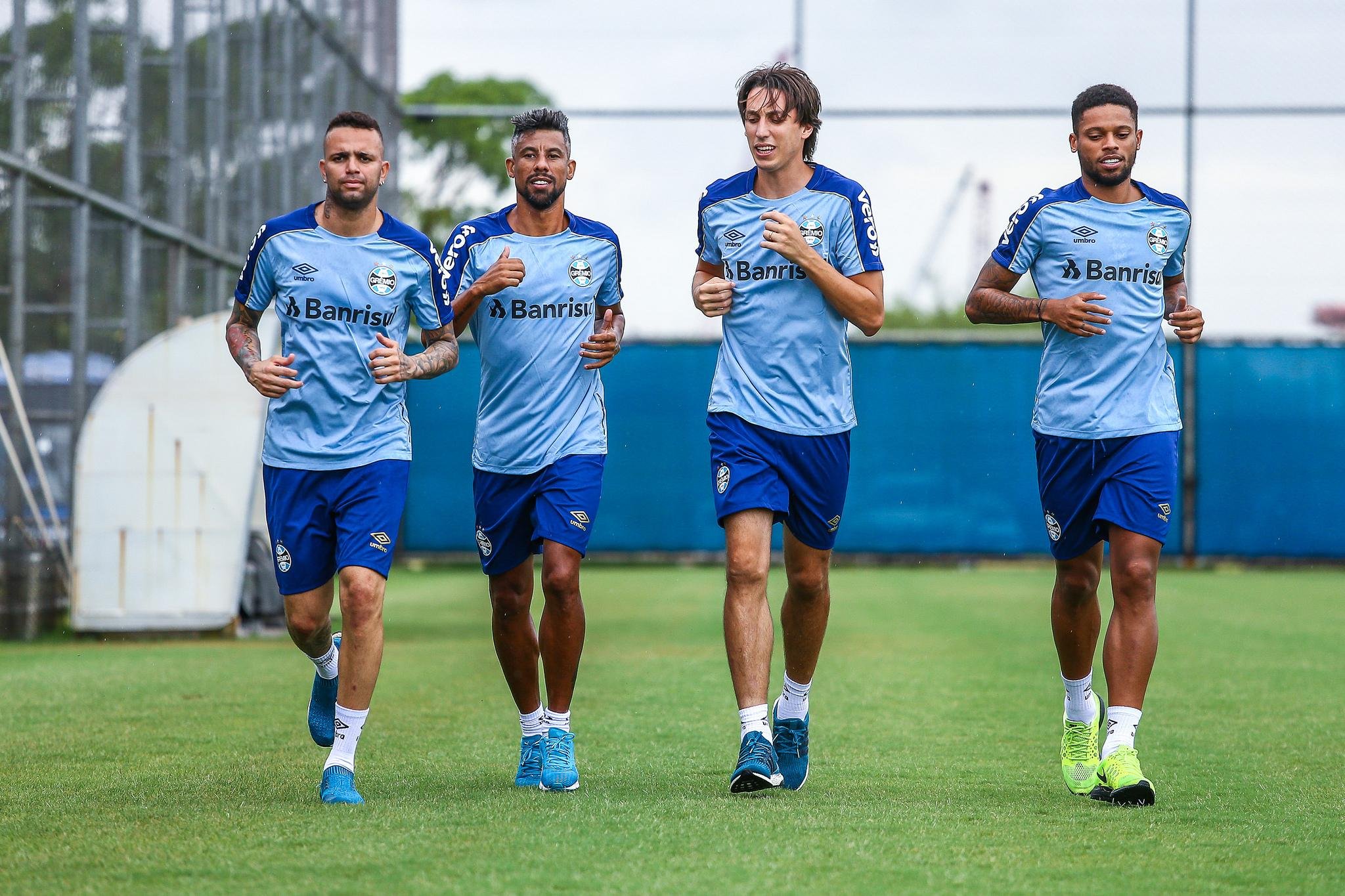 Gr&ecirc;mio cuida para Luan n&atilde;o sofrer com fascite plantar em 2019