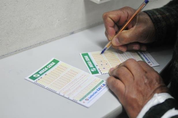 Quina foi marcada por 30 apostas que poder&atilde;o receber mais de R$ 63,7 mil
