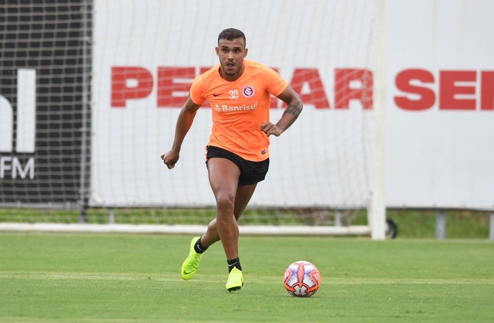 Odair repete time-base de 2018 e Pottker no comando do ataque