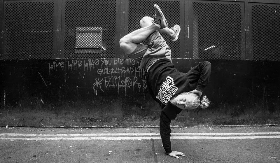 Convidado especial internacional: B Boy Karol Szarek, de Dublin, se apresenta na sexta-feira