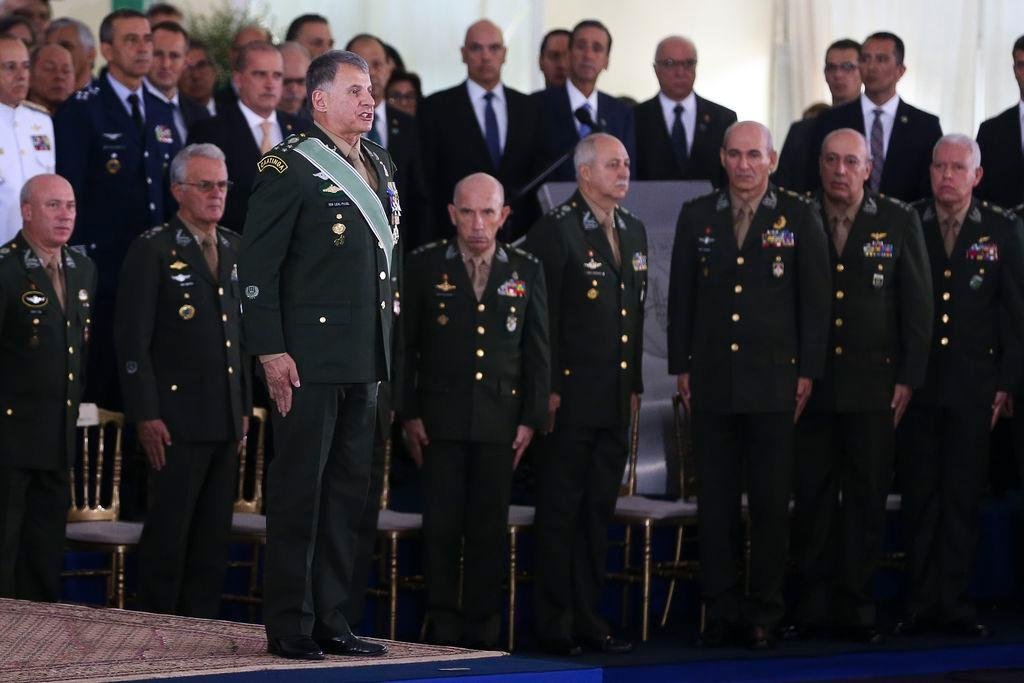 Edson Leal Pujol substitui o general Villas Boas no comando do Ex&eacute;rcito Brasileiro