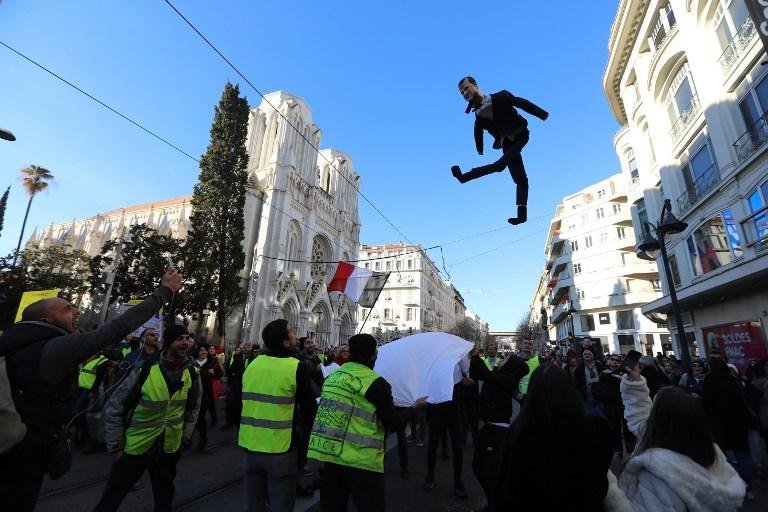 &Eacute; o 9&ordm; fim de semana consecutivo de protestos contra o governo do presidente Emmanuel Macron
