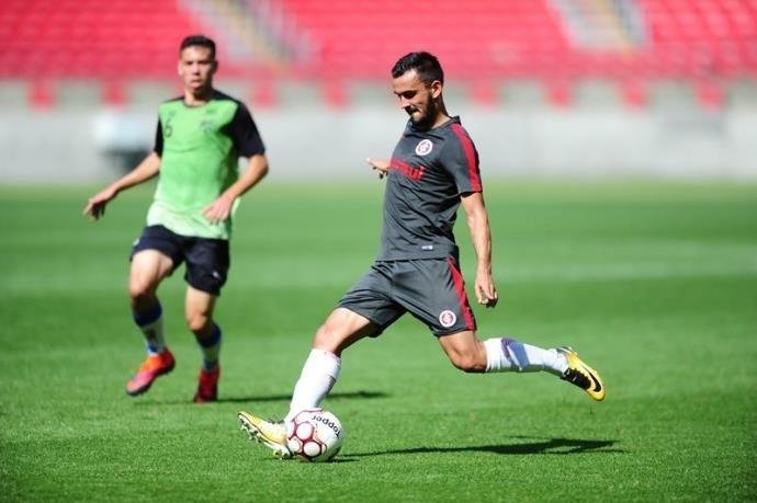 Uendel prorrogou contrato com Inter
