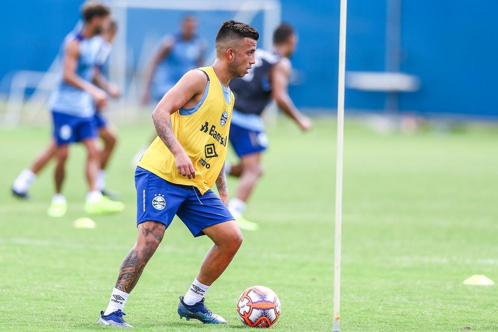 Matheus Henrique admite que ter&aacute; maior cobran&ccedil;a em 2019