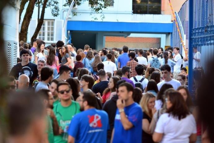 Ufrgs divulgou o list&atilde;o via internet nesta sexta-feira