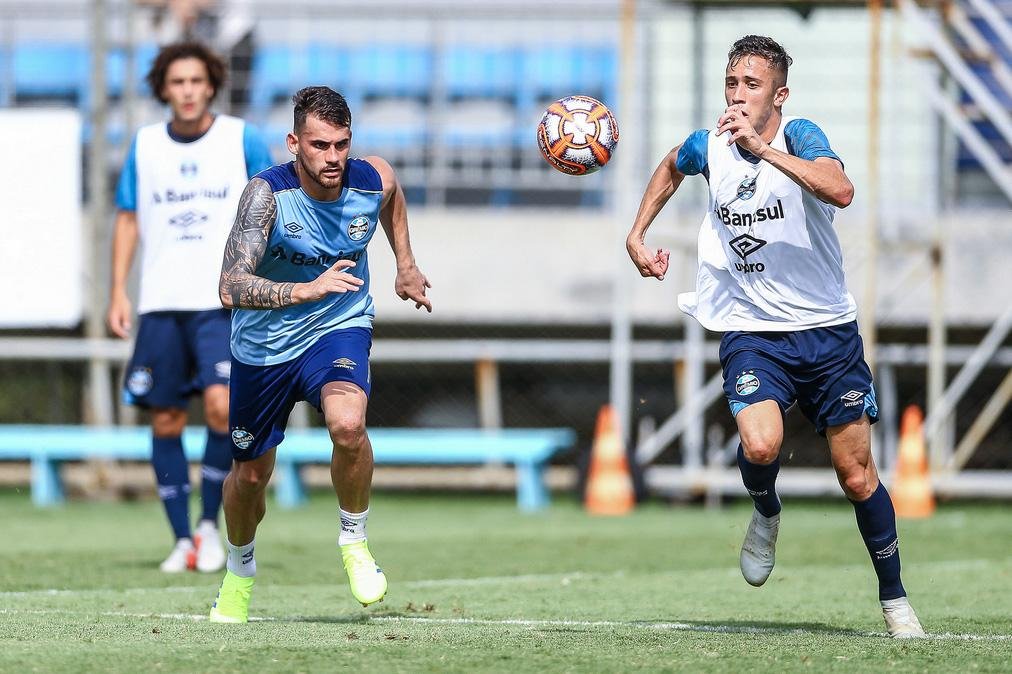 Refor&ccedil;os se revezaram na equipe titular ao longo da atividade
