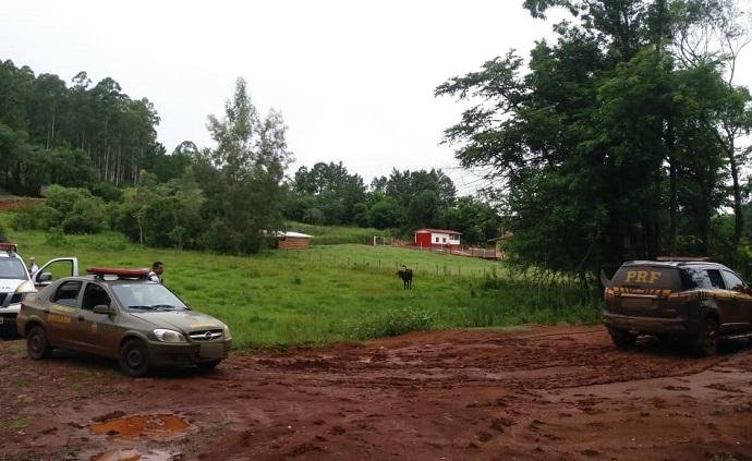 Apenados foram capturados durante a&ccedil;&atilde;o conjunta entre Pol&iacute;cia Rodovi&aacute;ria Federal e Brigada Militar