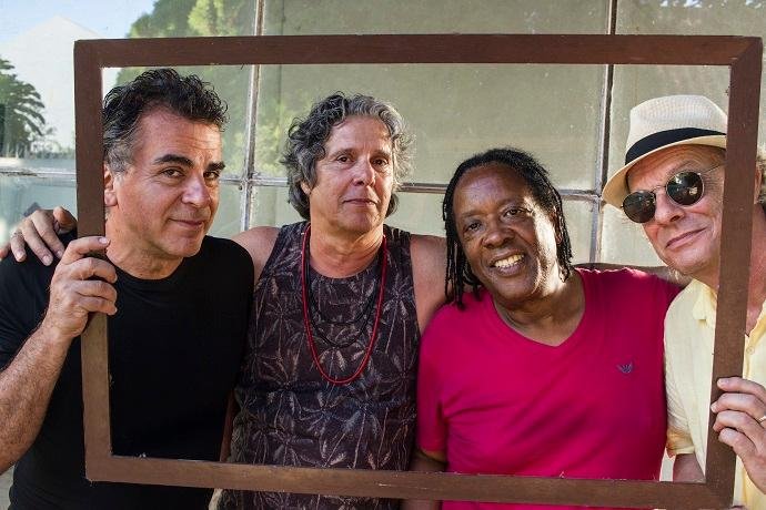 Antonio, Gelson, Bebeto e Nelson, o quarteto invenc&iacute;vel da m&uacute;sica ga&uacute;cha
