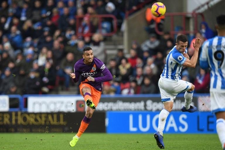 Danilo marcou o primeiro gol do Manchester City