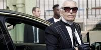Karl Lagerfeld não participa de desfile de alta-costura da Chanel em Paris