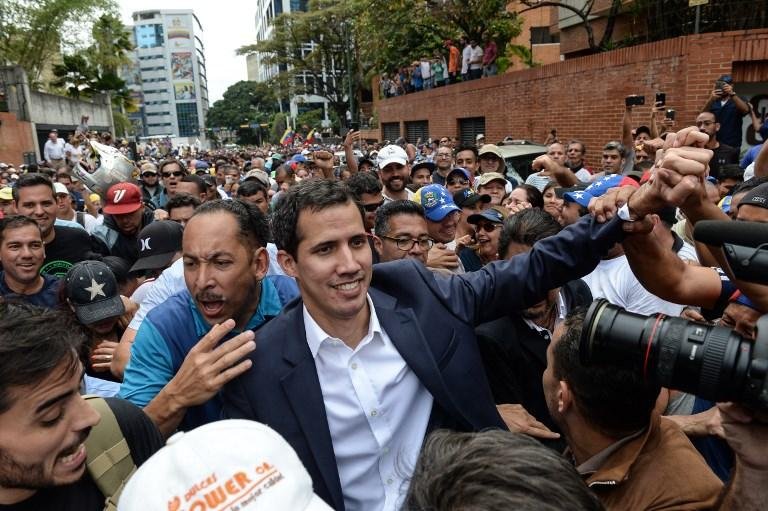Opositor, presidente da Assembleia Nacional do pa&iacute;s, se autoproclamou presidente interino da Venezuela nesta quarta-feira 