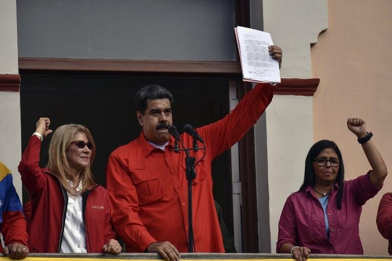 Maduro deu 48 horas para que equipe diplom&aacute;tica deixa a Venezuela