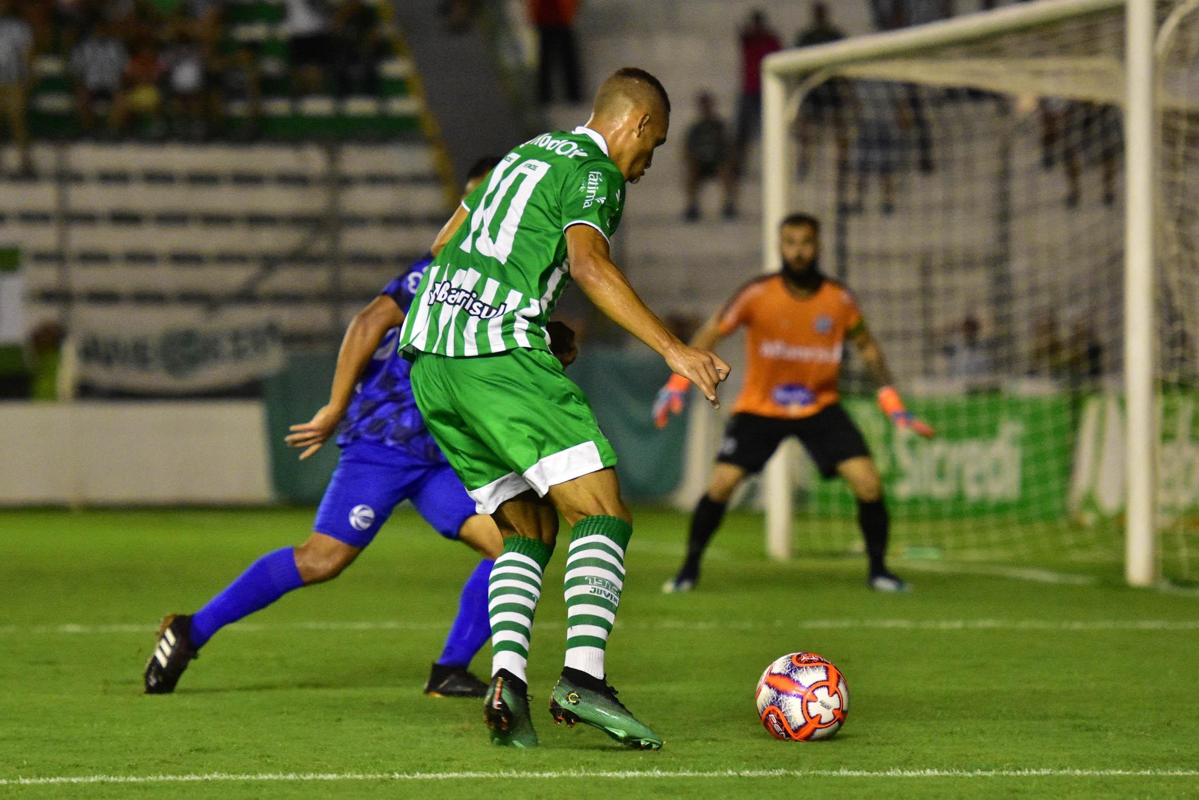 Jogando em casa, no Alfredo Jaconi, o Juventude levou 1 a 0 do S&atilde;o Jos&eacute;