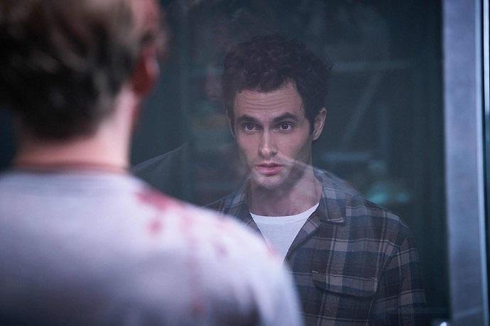 Penn Badgley vive Joe Goldberg na s&eacute;rie