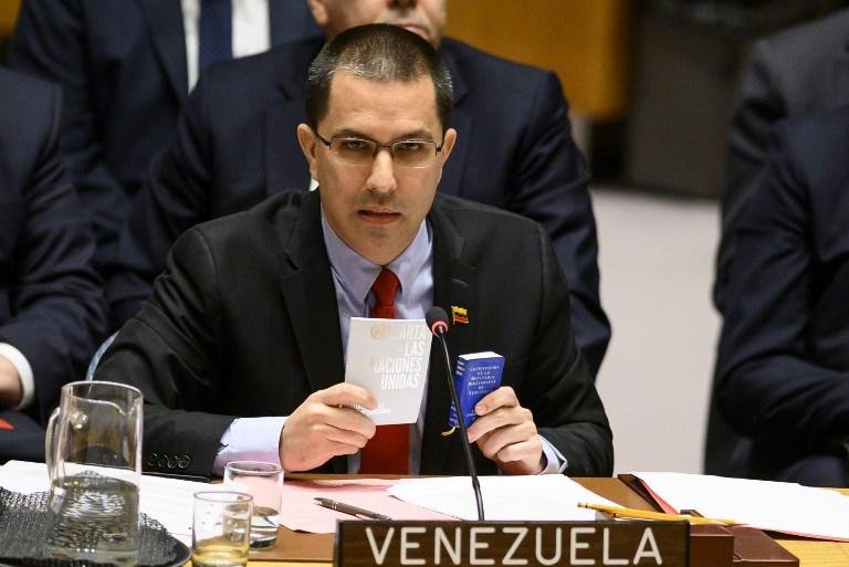 Chanceler venezuelano Jorge Arreaza questionou o poder da ONU para dar prazos ou ultimatos a um povo soberano