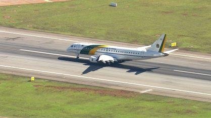 Bolsonaro chega a S&atilde;o Paulo para se preparar para cirurgia de reconstru&ccedil;&atilde;o do tr&acirc;nsito intestinal