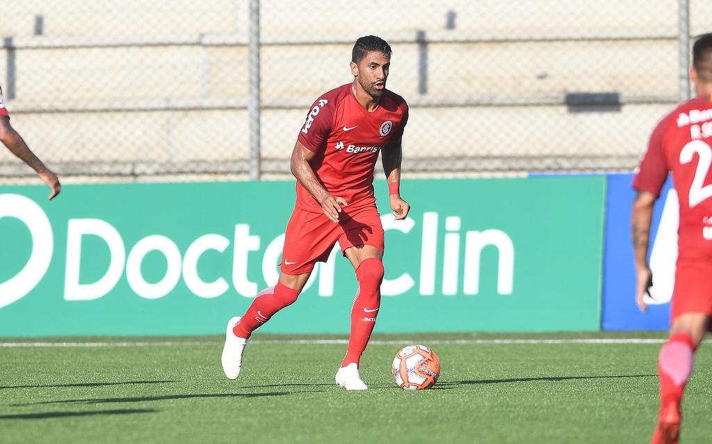 Tr&eacute;llez deve ser o centroavante do Inter contra o Veran&oacute;polis