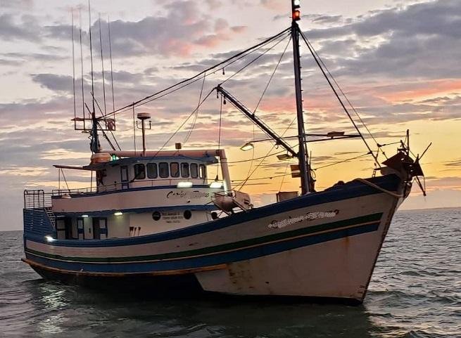 Homem &eacute; morto em barco pesqueiro no Litoral Norte 