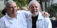 Presidente do STF autoriza Lula a sair da prisão para se encontrar com familiares