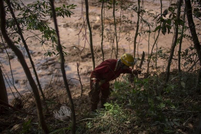 Not&iacute;cias falsas atrapalham buscas, alerta Corpo de Bombeiros de Minas 