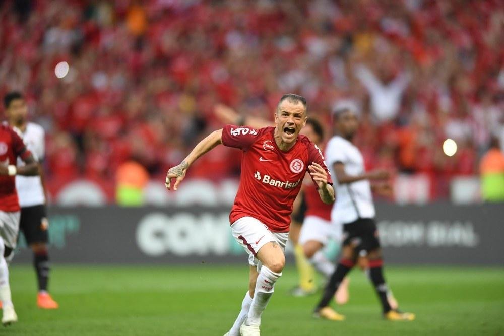 D&acute;Alessandro est&aacute; no top-5 dos que mais jogaram pelo Inter