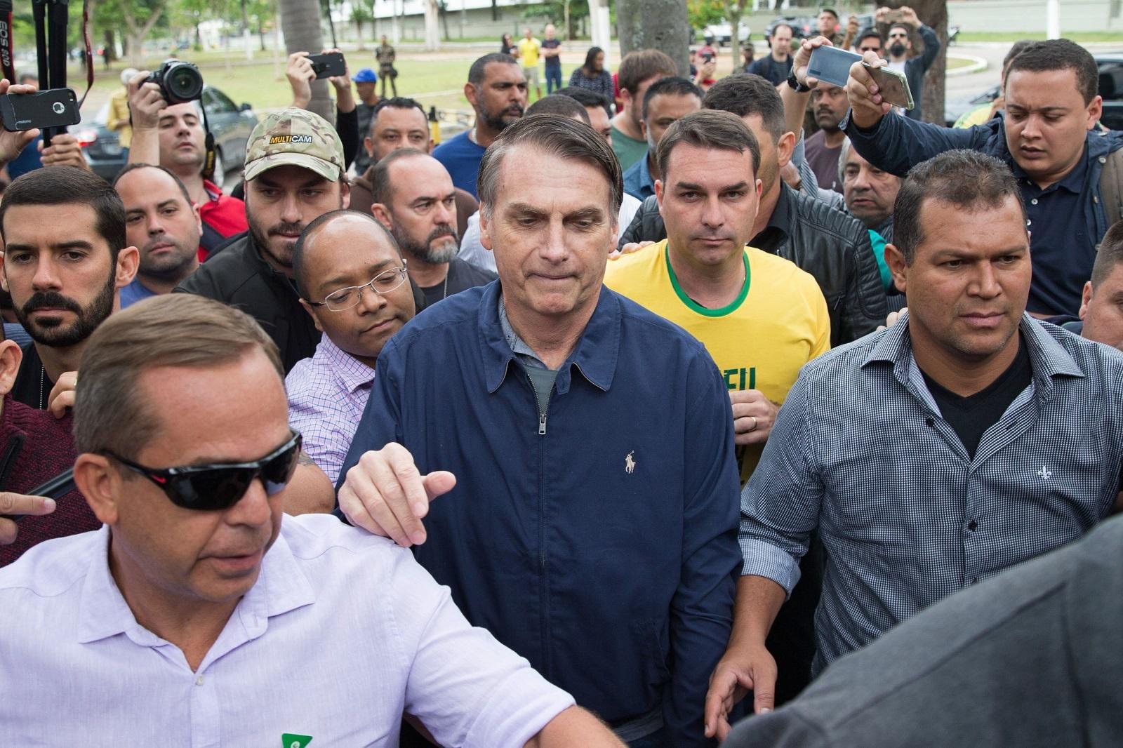 Acesso s&oacute; &eacute; permitido com credenciamento pr&eacute;vio e ap&oacute;s revista
