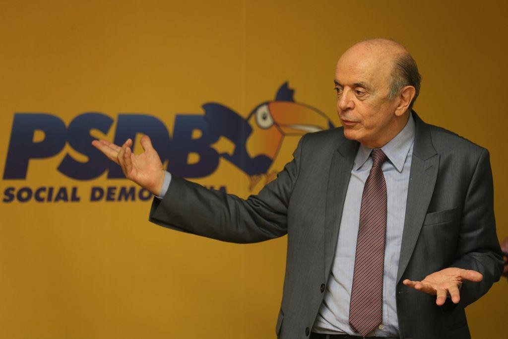 Tucano disse n&atilde;o ter "nenhuma disposi&ccedil;&atilde;o de apoiar reacionarismo" de Bolsonaro nem "aventura petista"
