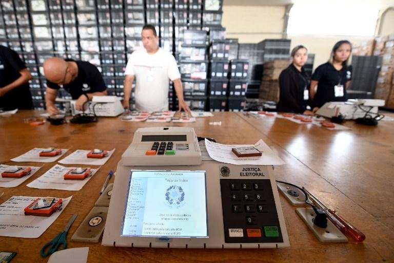 Ciro Gomes &eacute; &uacute;nico que venceria postulante do PSL fora da margem de erro