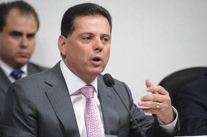 Pol&iacute;tico prestava depoimento sobre opera&ccedil;&atilde;o que investiga pagamento de propina em campanhas eleitorais