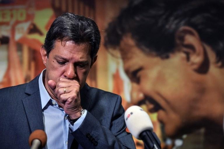 Aliados defendem que Haddad se distancie da imagem do ex-presidente