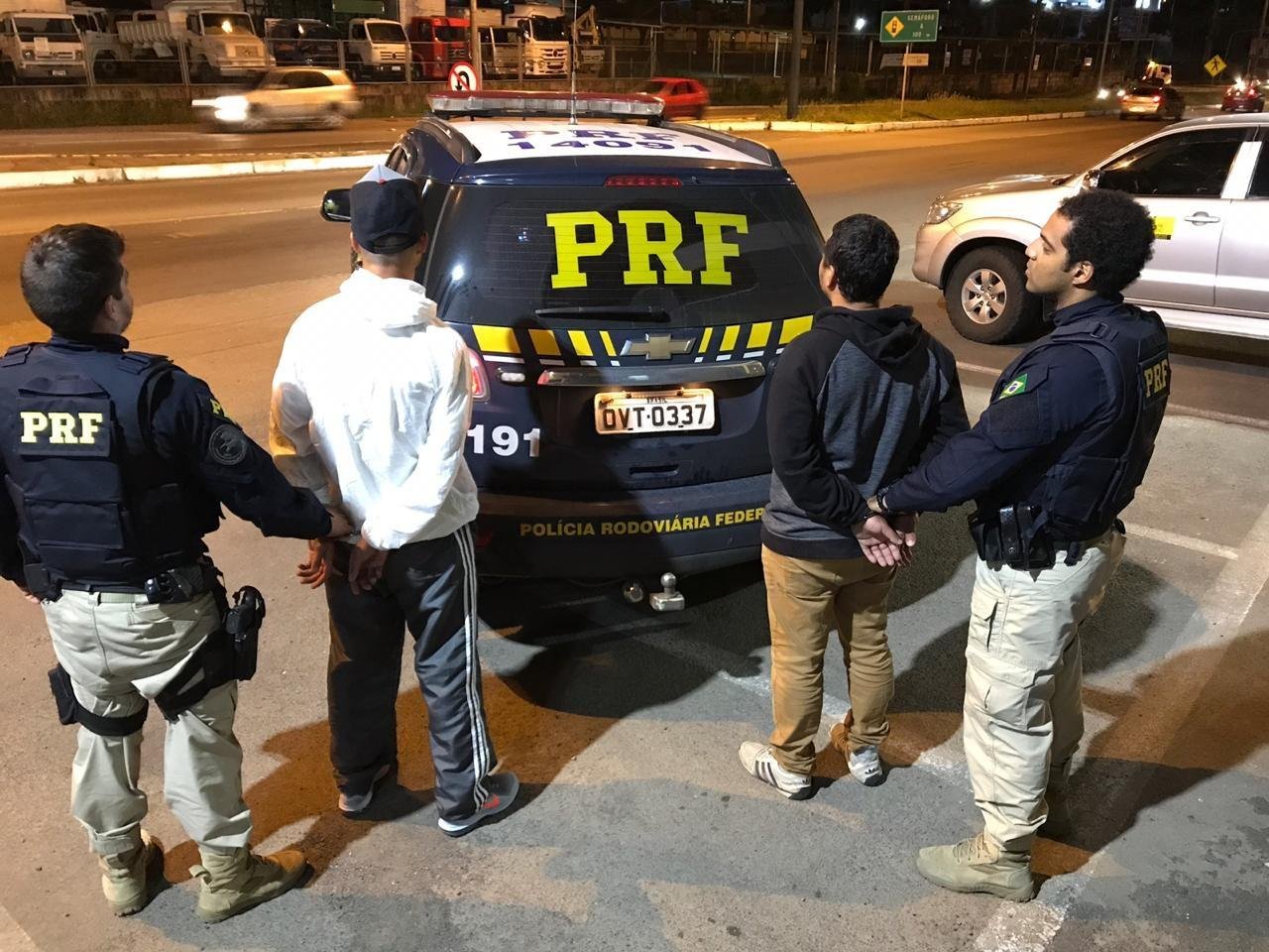 Homens foram presos com droga em &ocirc;nibus em Caxias do Sul