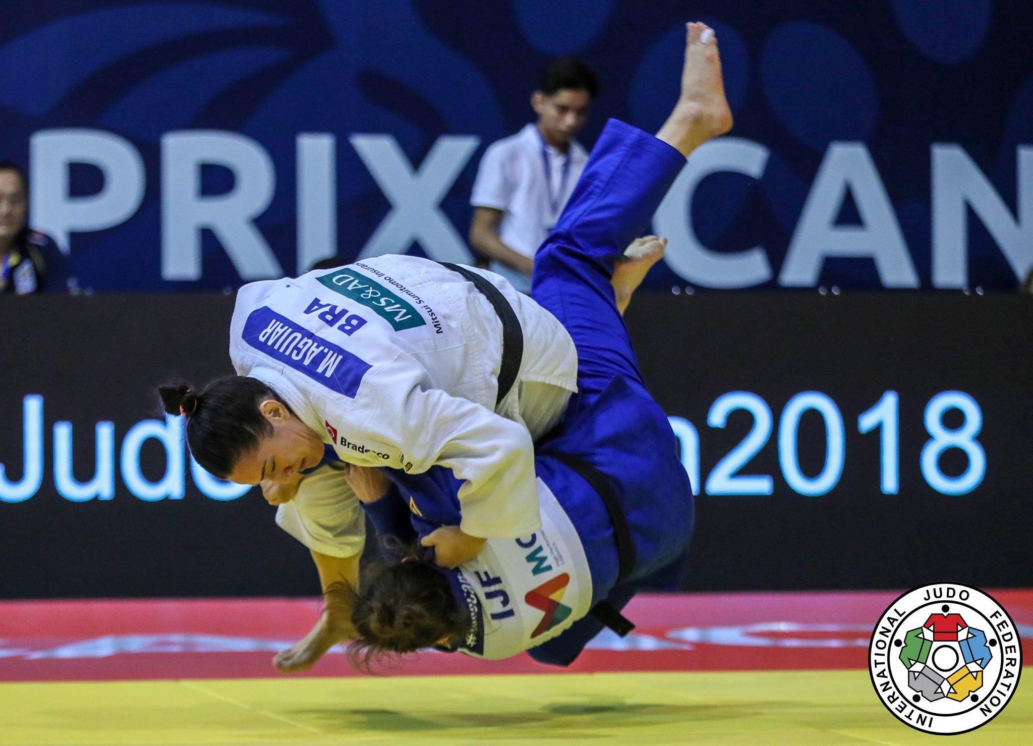 Judoca foi superada por japonesa na final do Grand Prix