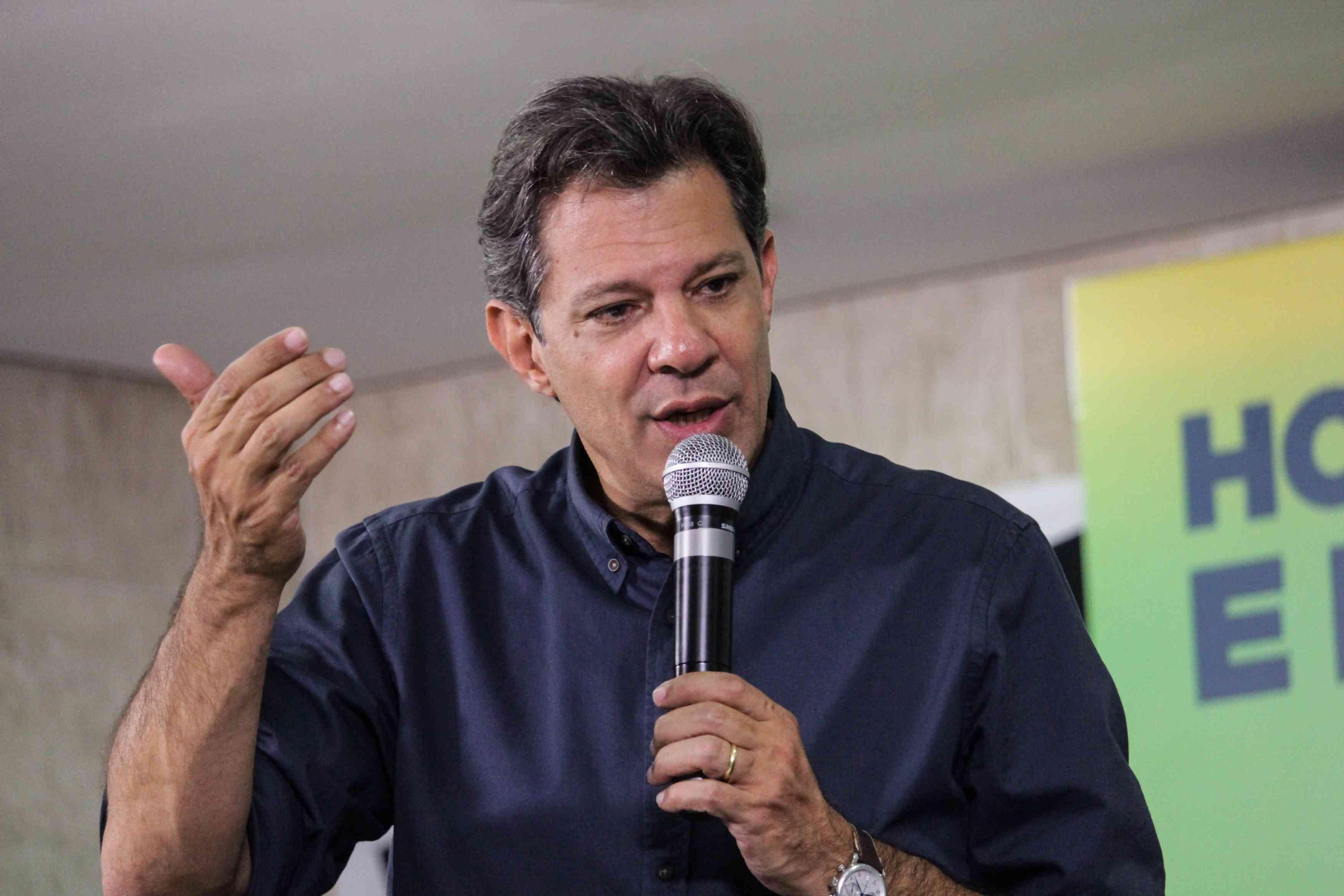 Fernando Haddad participou na segunda de ato no sindicato dos professores