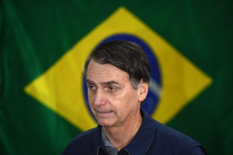 No v&iacute;deo, Bolsonaro afirma que o livro &eacute; "uma colet&acirc;nea de absurdos que estimula precocemente as crian&ccedil;as a se interessarem pelo sexo"