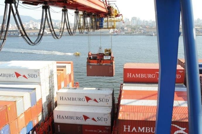 Cade determina que BTP suspenda cobran&ccedil;a de taxa no Porto de Santos