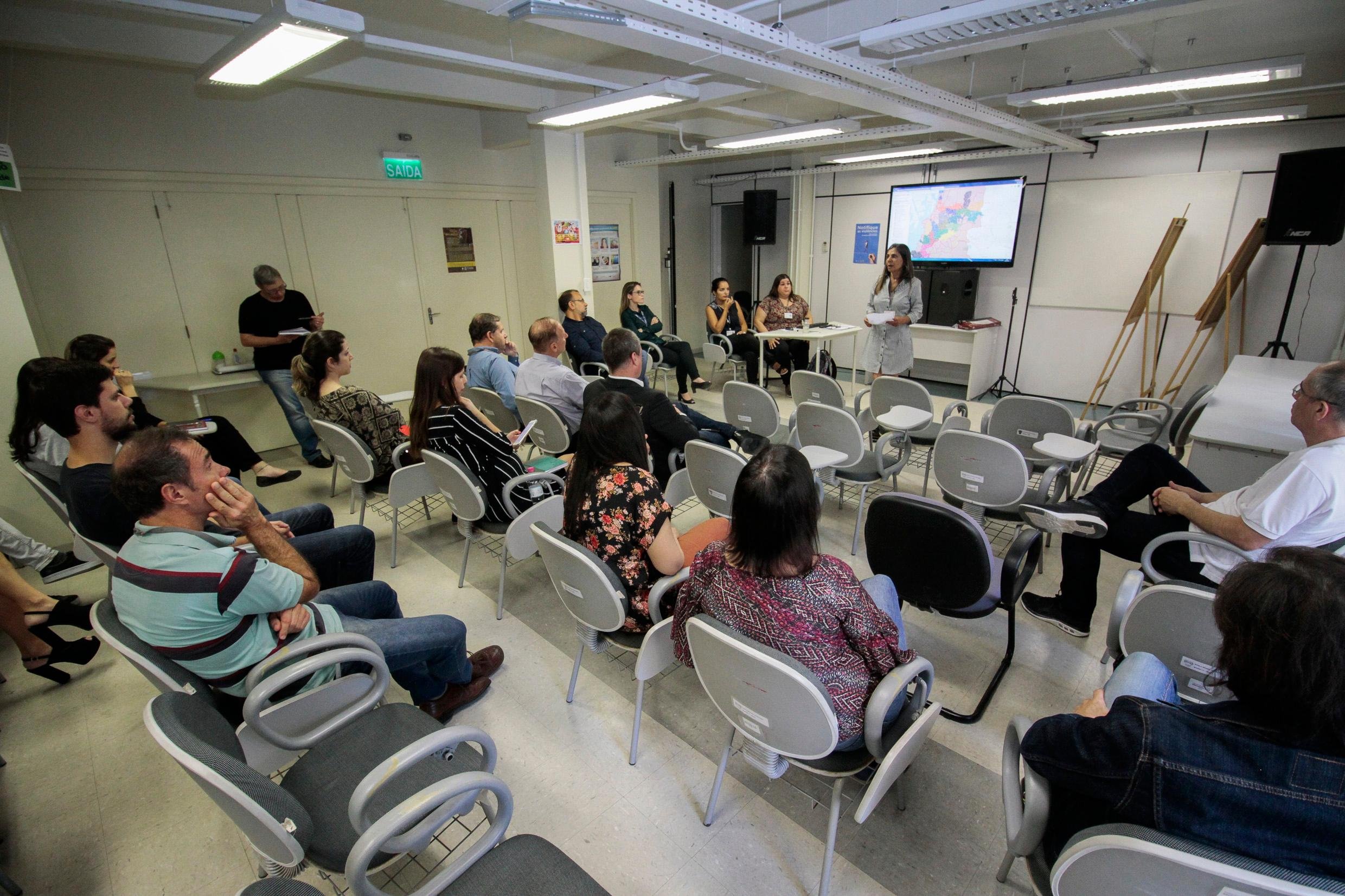 Reuni&atilde;o ocorreu na Secretaria Municipal da Sa&uacute;de 