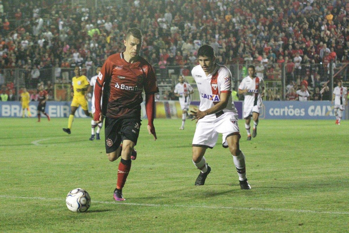 Xavante pode ficar a dois pontos do primeiro dentro da zona do rebaixamento