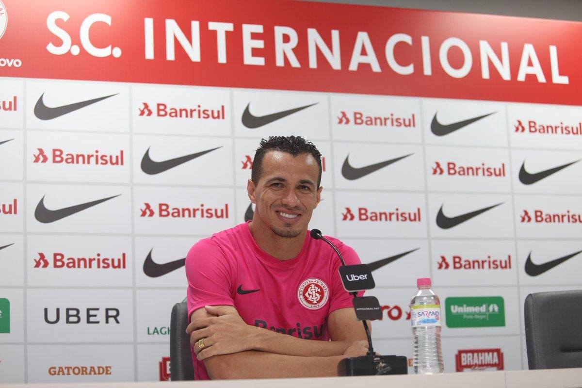 Dami&atilde;o est&aacute; perto de entrar no top-10 de artilheiros do Inter