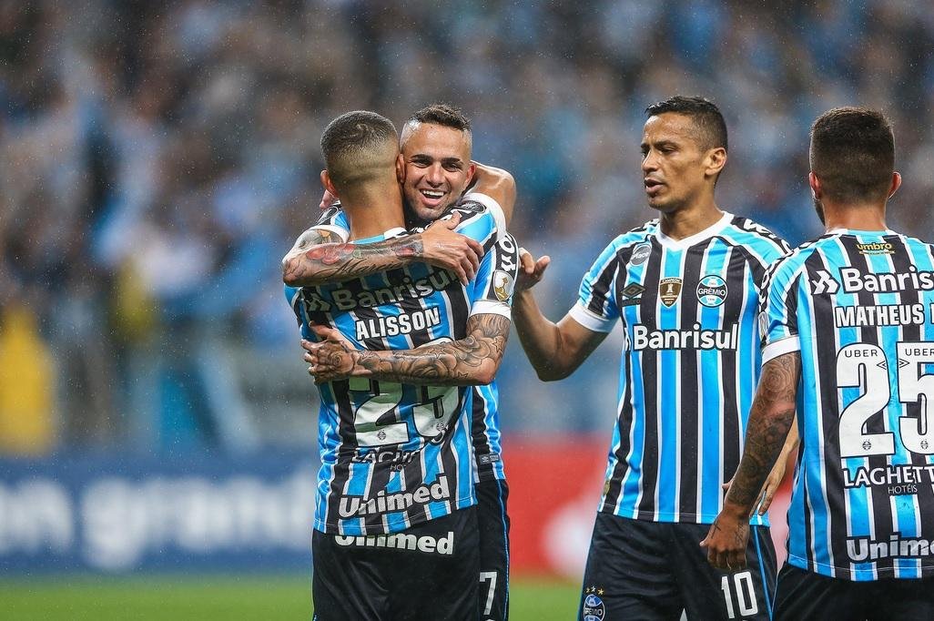 Trio peruano ir&aacute; comandar jogo entre River Plate e Gr&ecirc;mio 