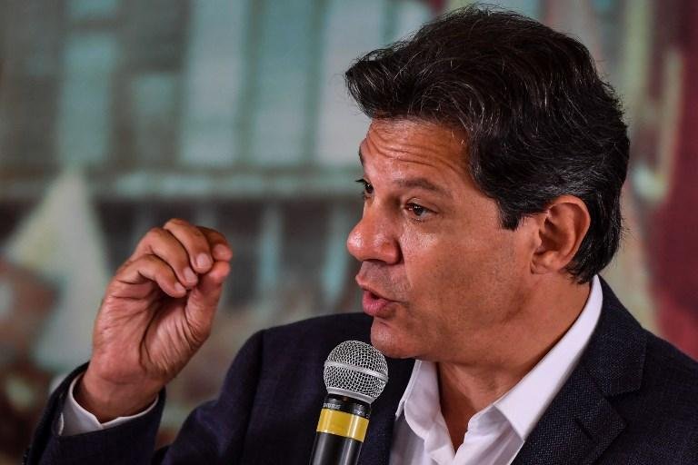 Estrat&eacute;gia &eacute; de retomar obras paradas