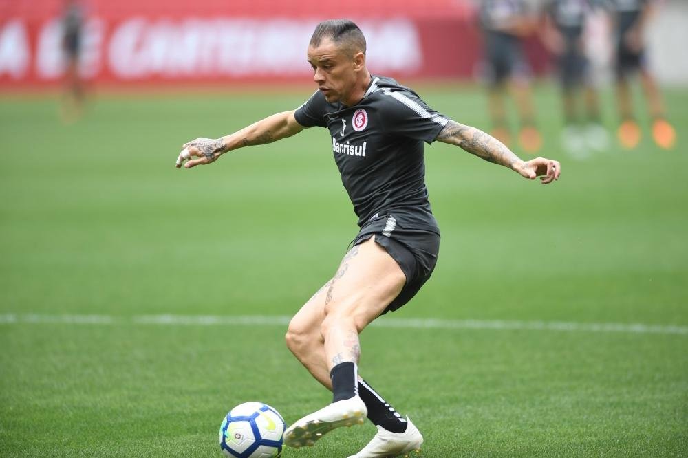 Inter faz novo treino fechado e esconde time que vai enfrentar Santos 